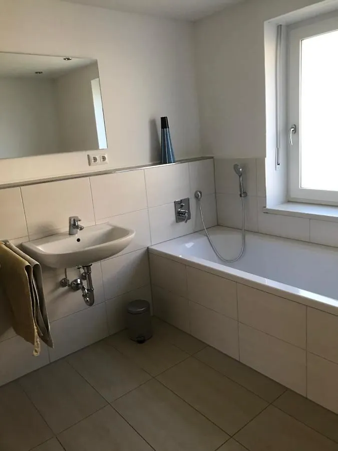 Apartment Unterkunft In Wiesent Fuer Handwerker-/Monteure Berufsreisende Germany